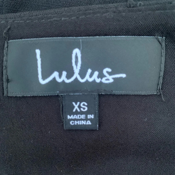 Lulu's Women’s Black Button-Up Short Sleeve Midi Cascading Ruffles Dress Size XS - Picture 11 of 15